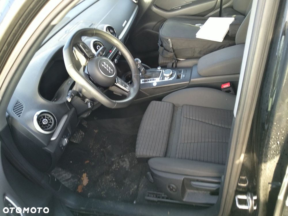 Audi A3 Sportback - 6