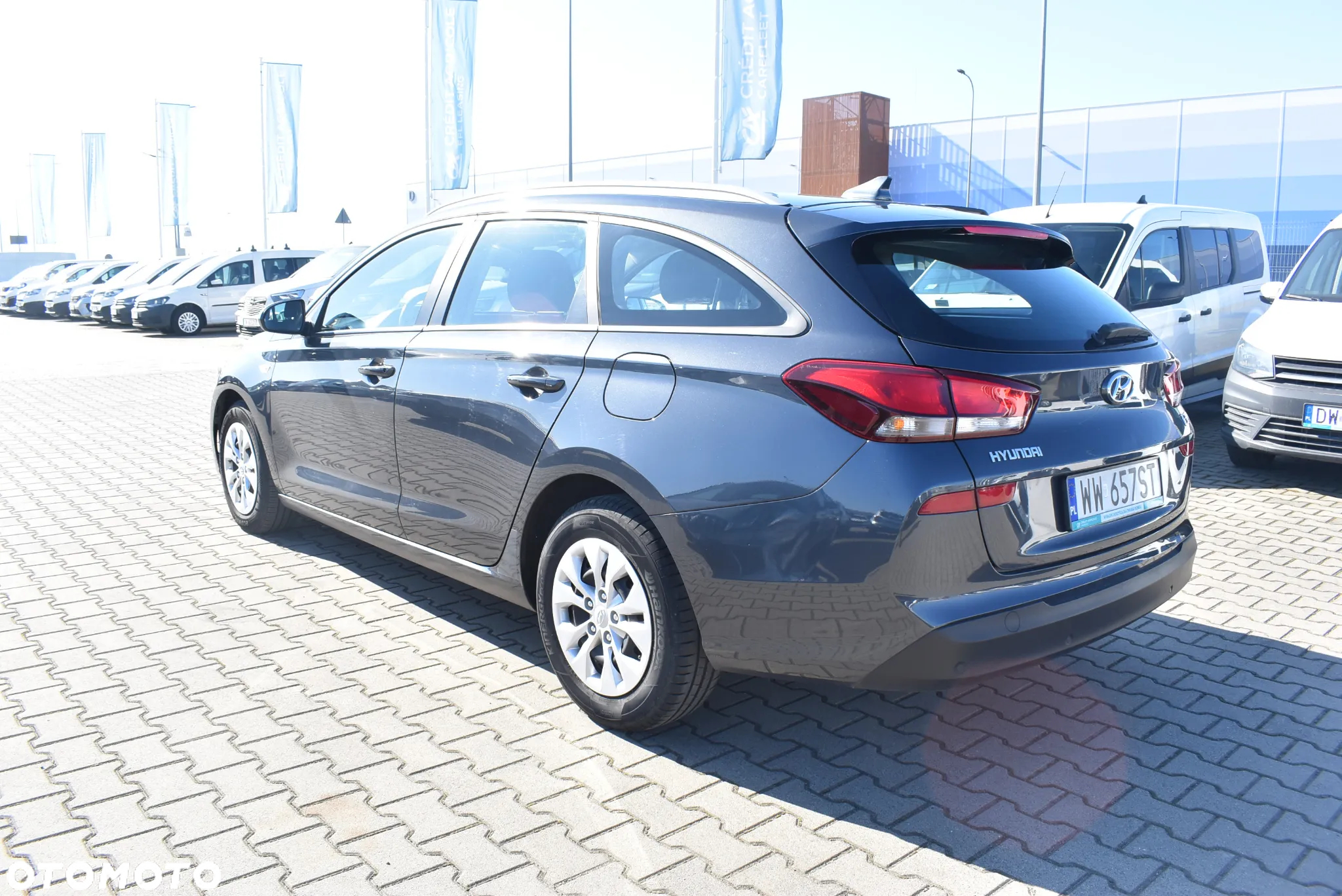 Hyundai i30 1.6 D Classic + DCT - 8