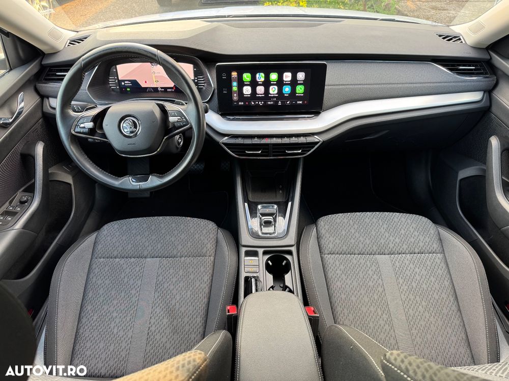 Skoda Octavia 2.0 TDI STYLE DSG - 8