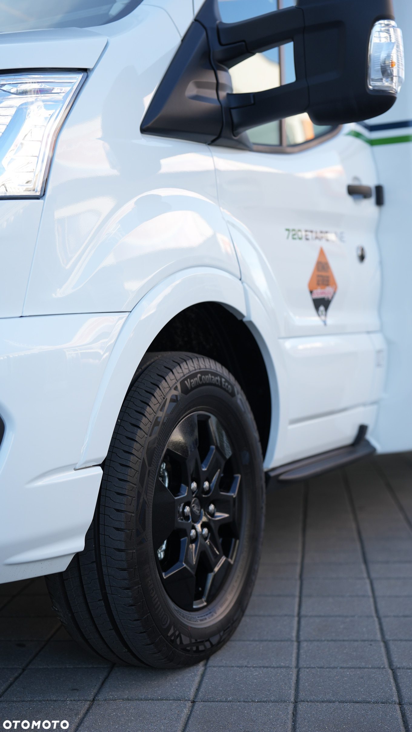 Ford CHAUSSON 720 - 6