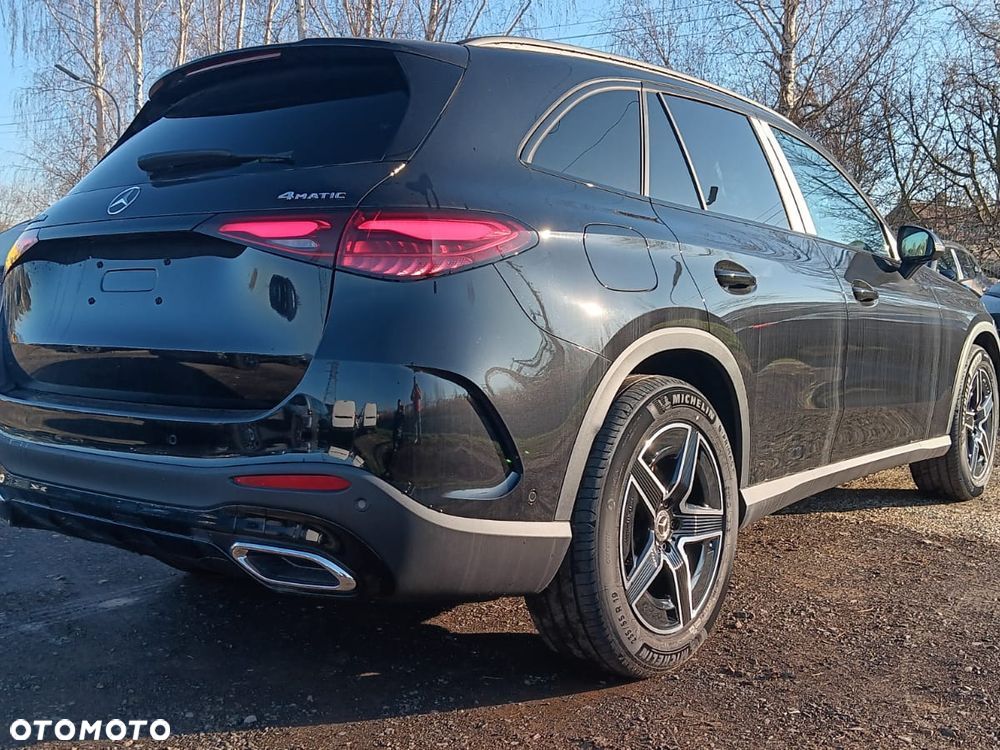 Mercedes-Benz GLC 220 d mHEV 4-Matic AMG Line - 4
