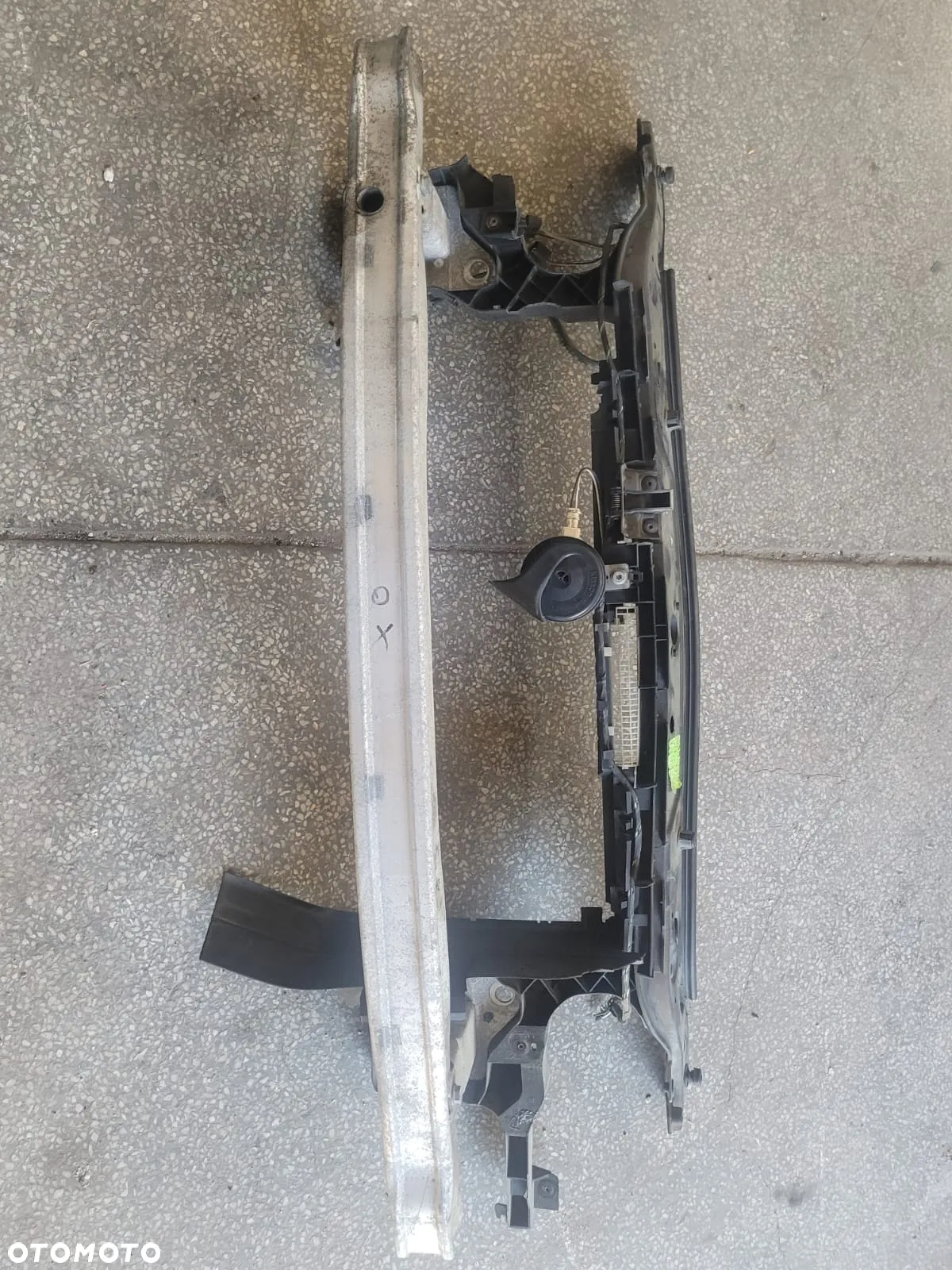 pas  przedni wzmocnienie czołowe  belka  zderzaka RENAULT MEGANE II cc 2005r - 2