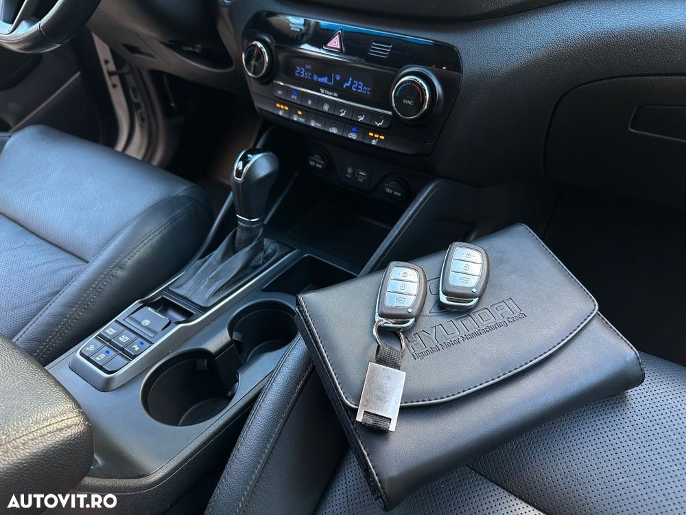 Hyundai Tucson blue 1.7 CRDi 2WD DCT Style - 31