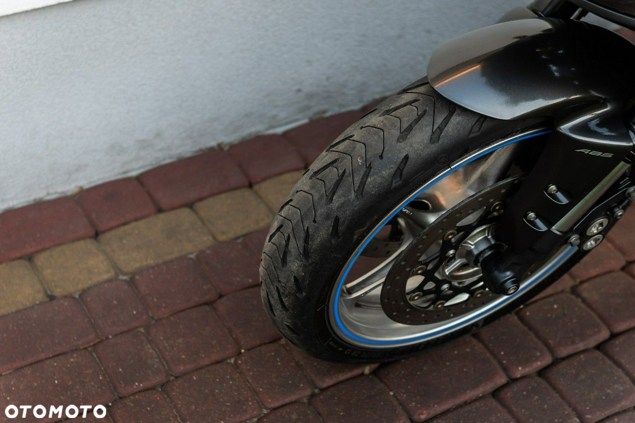 Yamaha FZ - 7