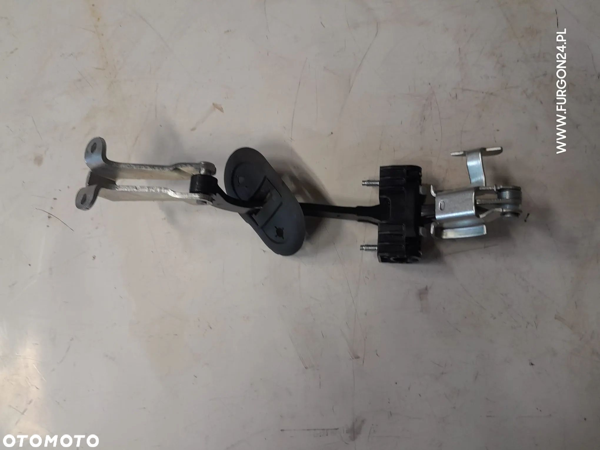 OGRANICZNIK DRZWI LEWY TYLNY DUCATO JUMPER BOXER MOVANO 06-23 1313353880 - 1