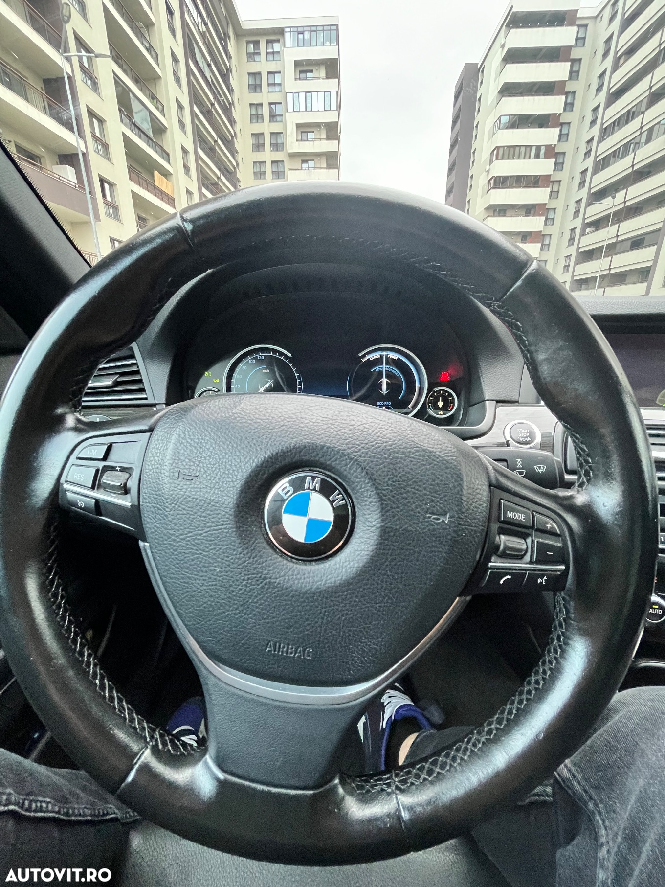 BMW Seria 5 520d - 11