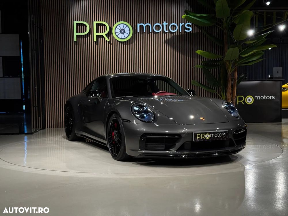 Porsche 911 - 4