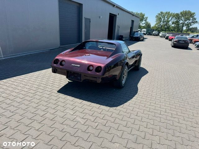 Chevrolet Corvette - 26