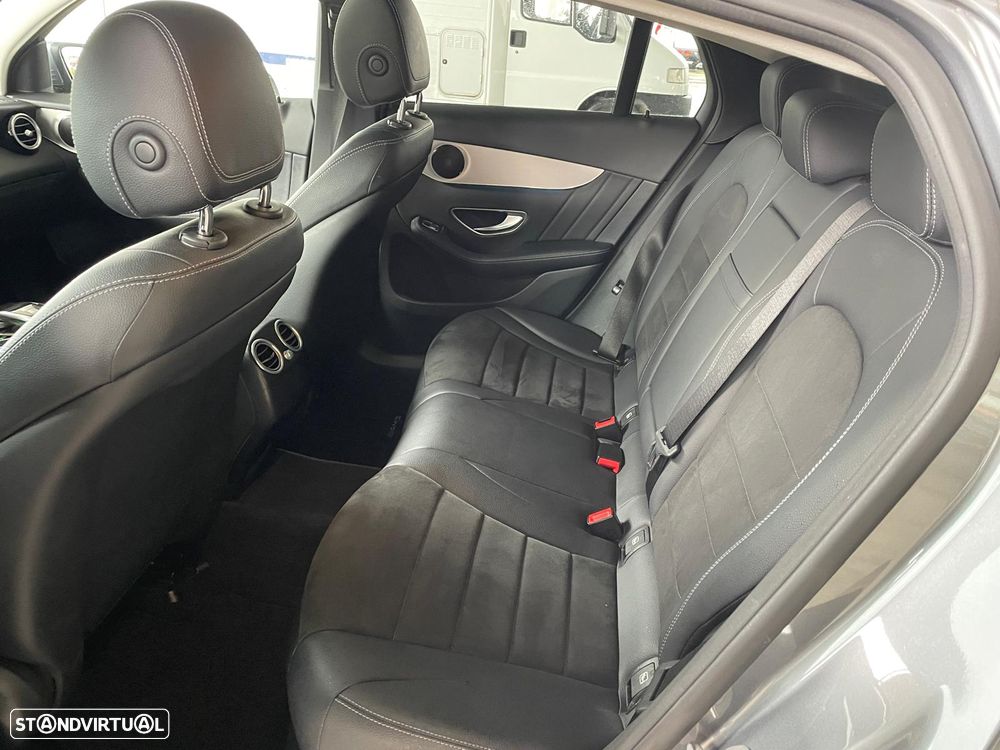 Mercedes-Benz GLC 250 d Coupé AMG Line 4-Matic - 30