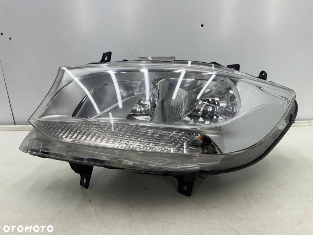 Lampa reflektor Mercedes Sprinter III w907 w910 2018r.- LEWA przednia zwykła H7 H15 a9109060000 - 1
