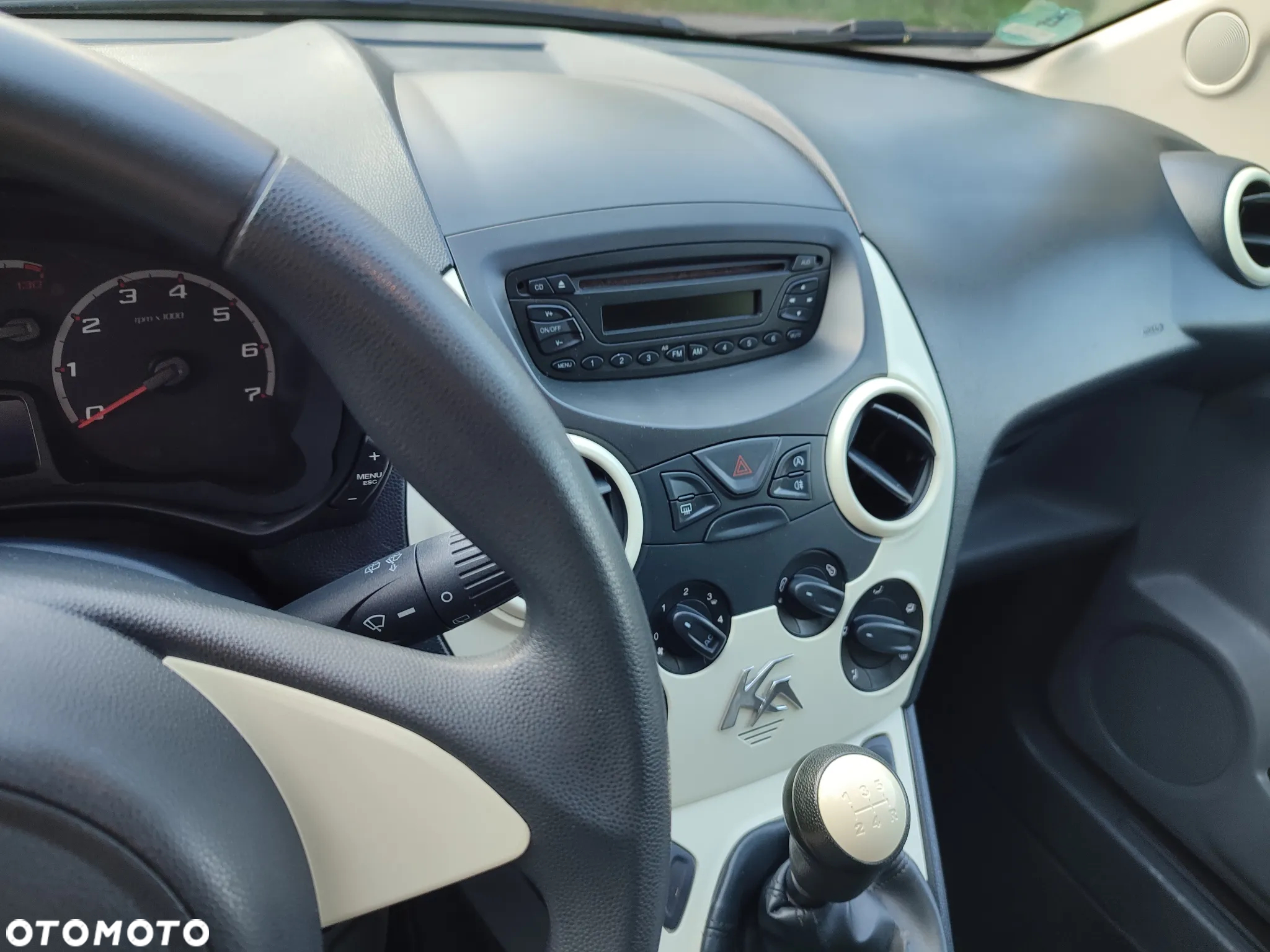 Ford KA 1.2 Start-Stopp-System Champions Edition - 14