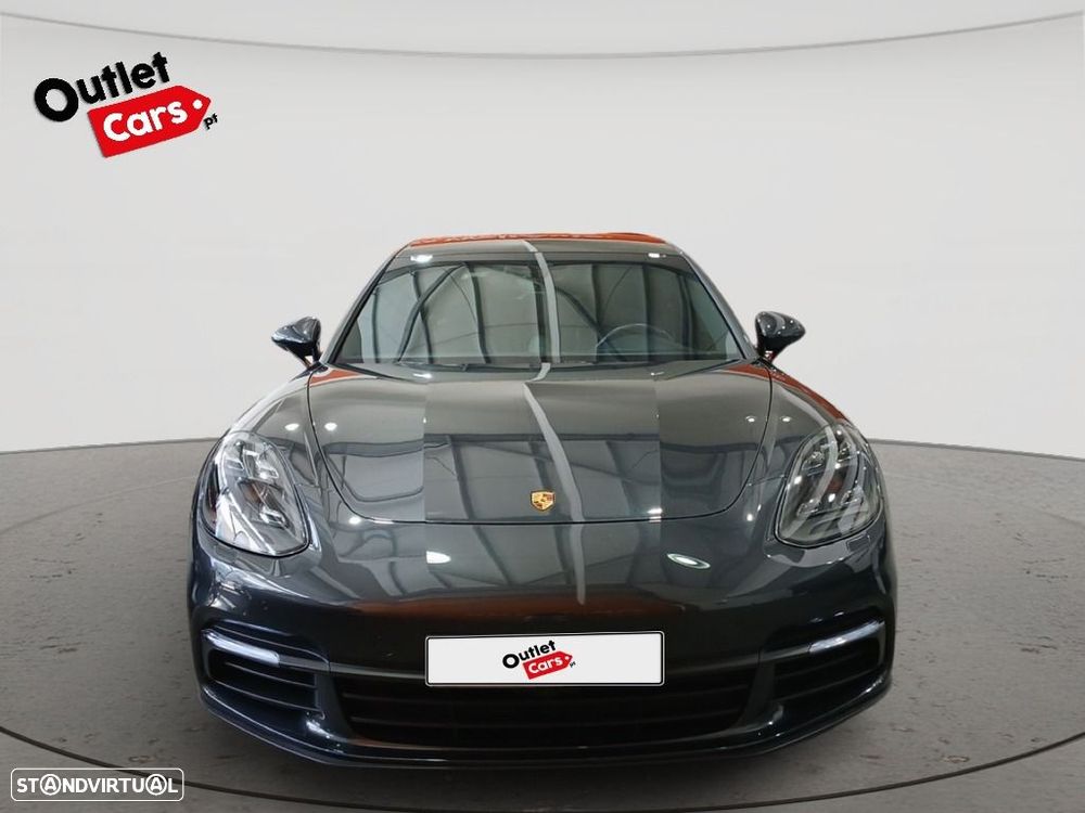 Porsche Panamera Sport Turismo 4 E-Hybrid - 12