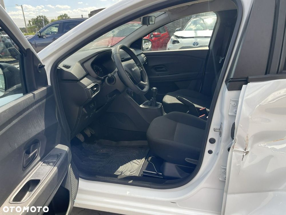 Dacia Sandero TCe 90 Essential - 7