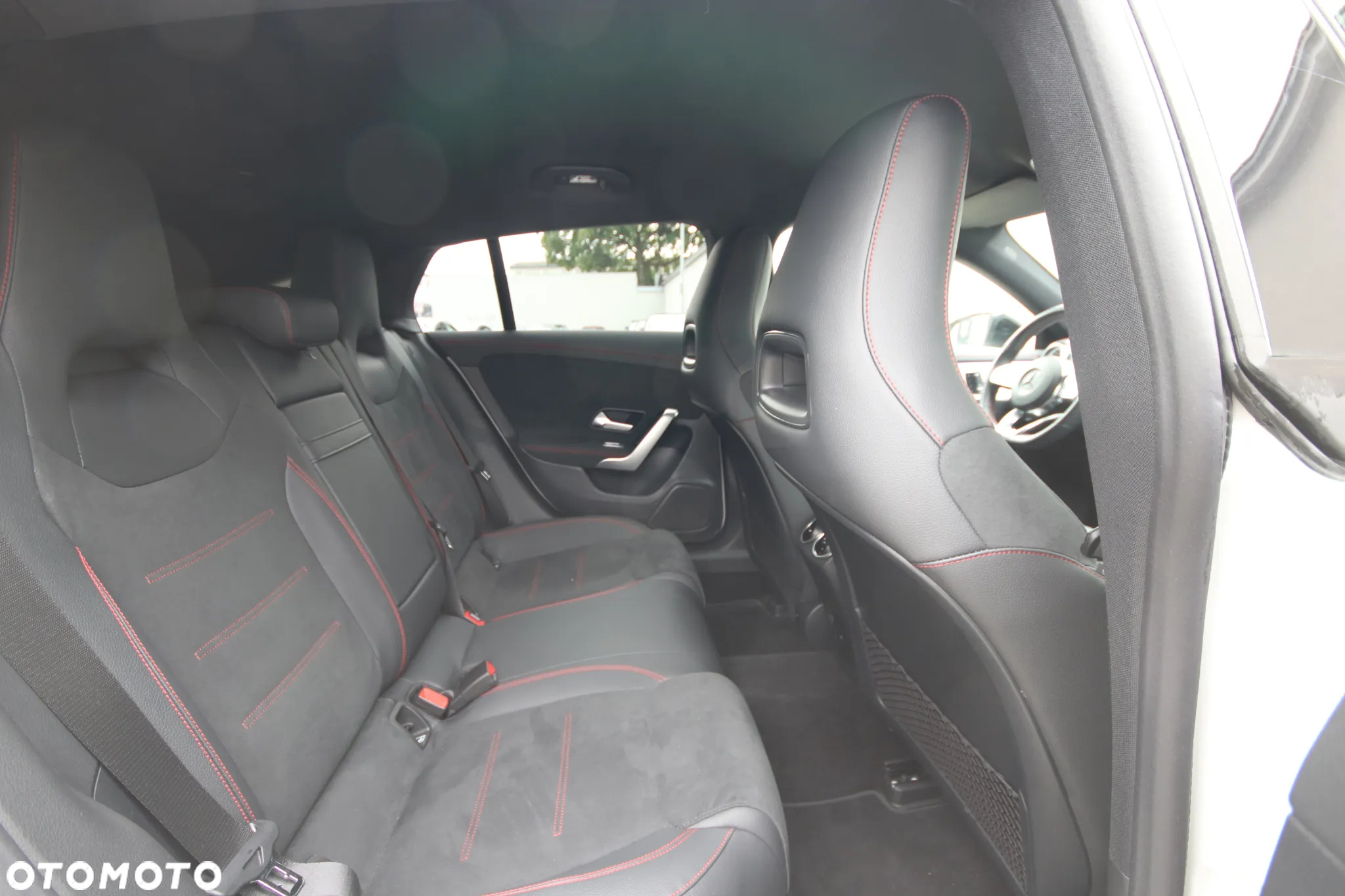 Mercedes-Benz CLA 200 AMG Line 7G-DCT - 22