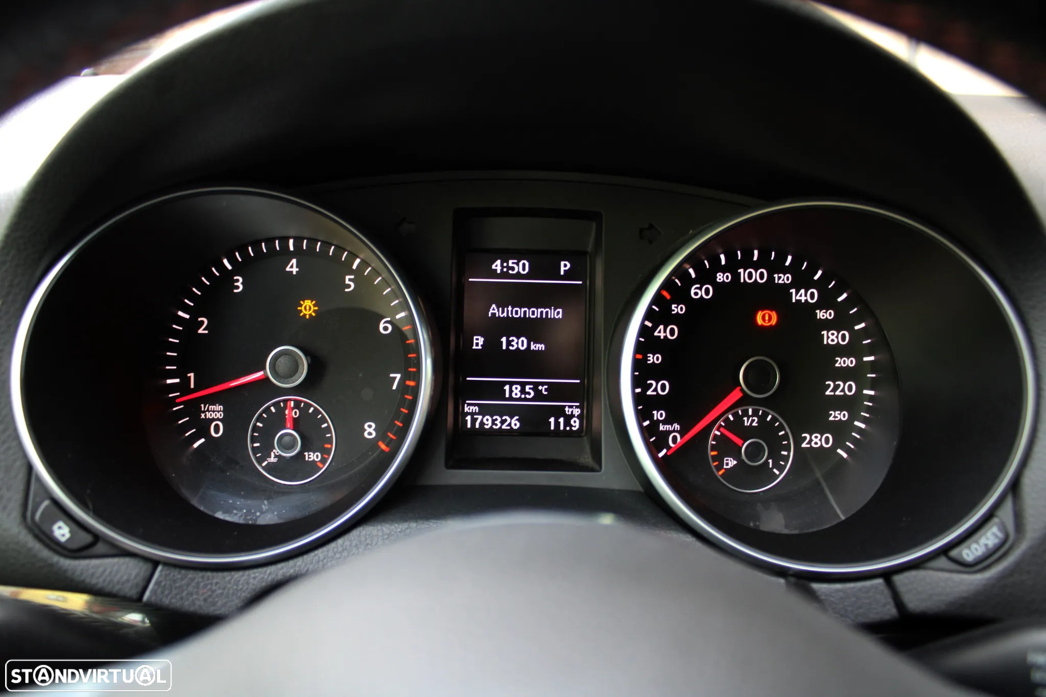 VW Golf 2.0 GTI DSG - 30