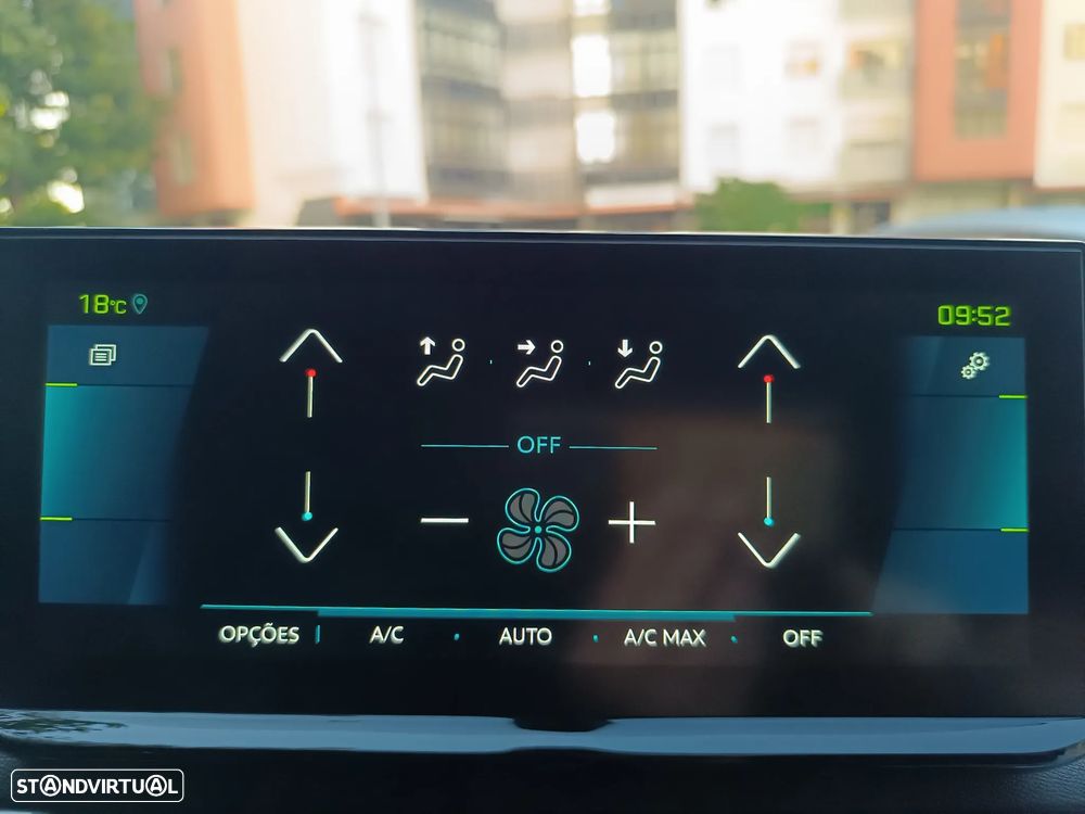 Peugeot 3008 225 e-EAT8 GT - 45