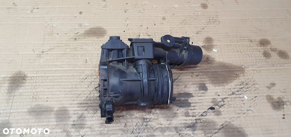 Przepustnica Mercedes W169 2.0 CDI A6400901170 - 4