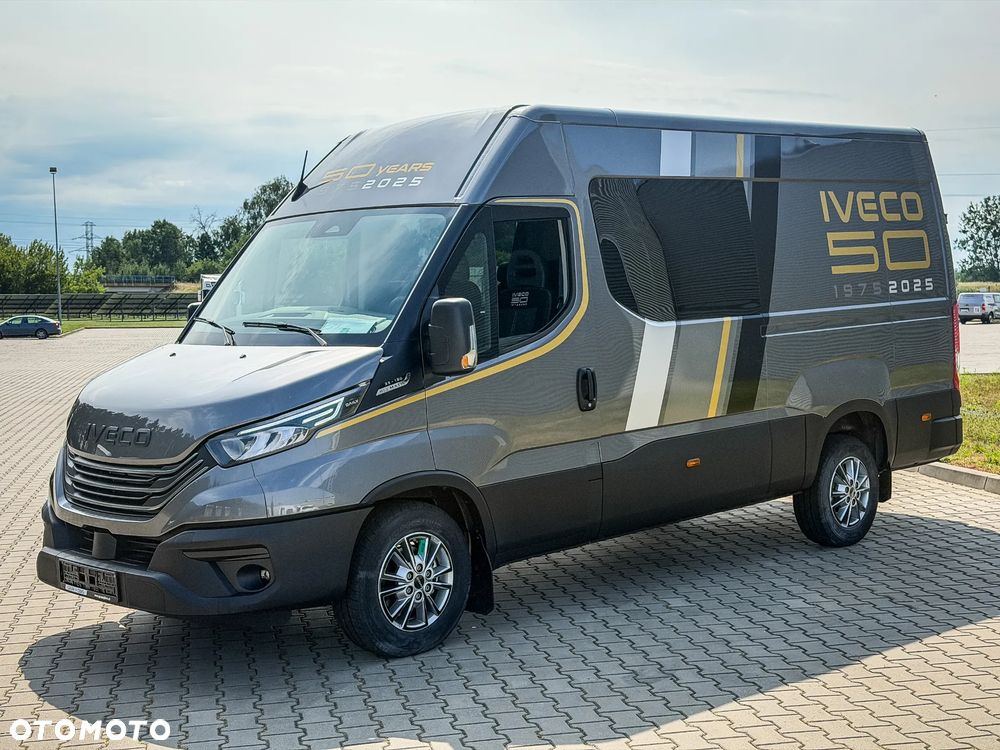 Iveco Daily 35S16A8 V - Furgon Brygadowy 7 osobowy 50 Lecie IVECO od ręki - 15