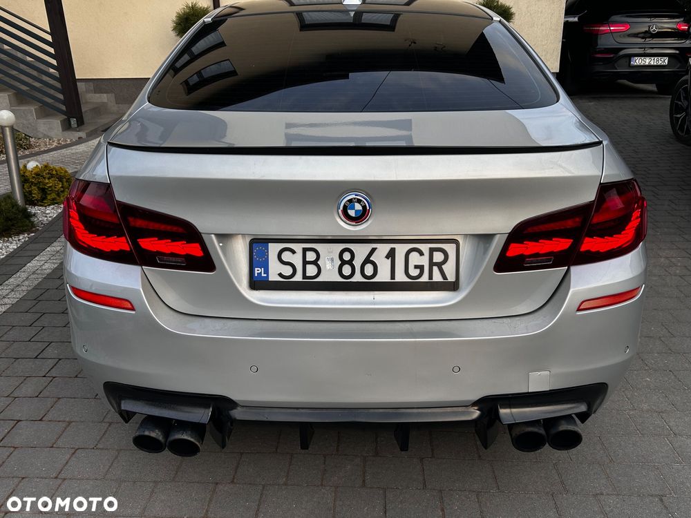 BMW Seria 5 525d - 14