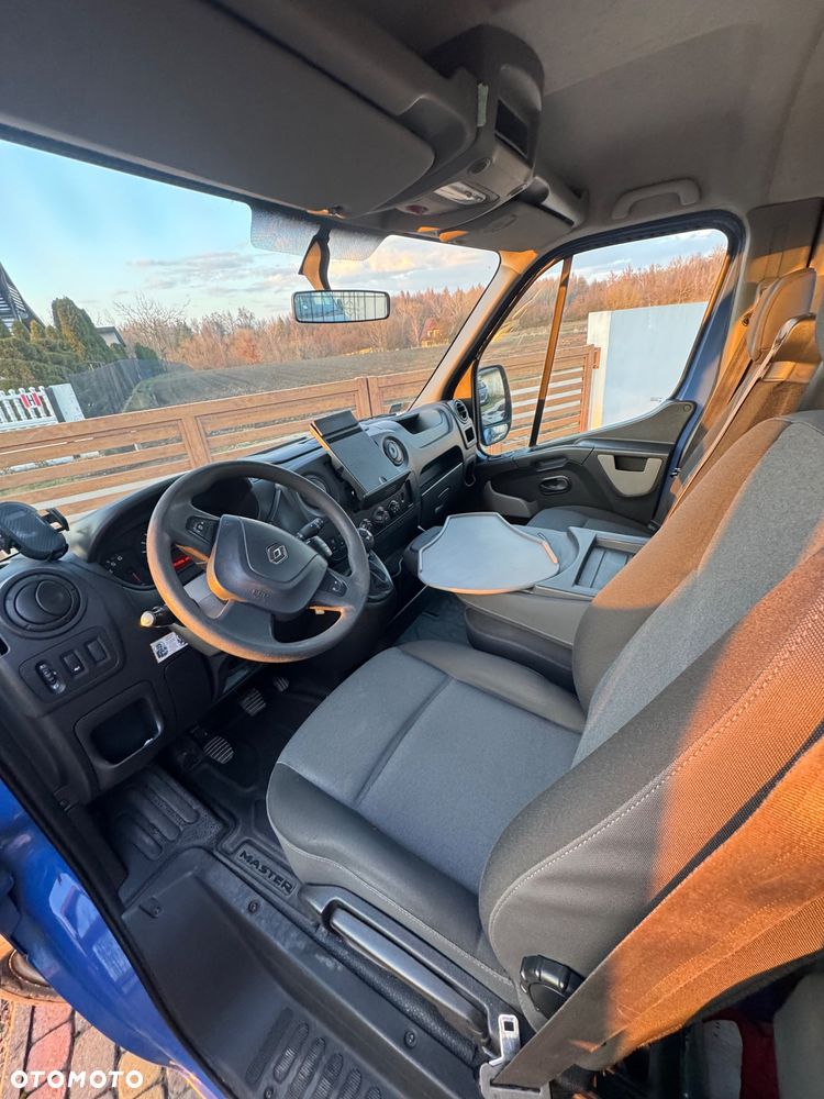 Renault Master - 10