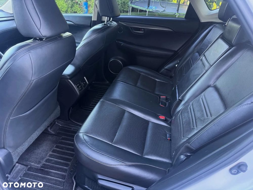 Lexus NX 300h F Impression AWD - 5