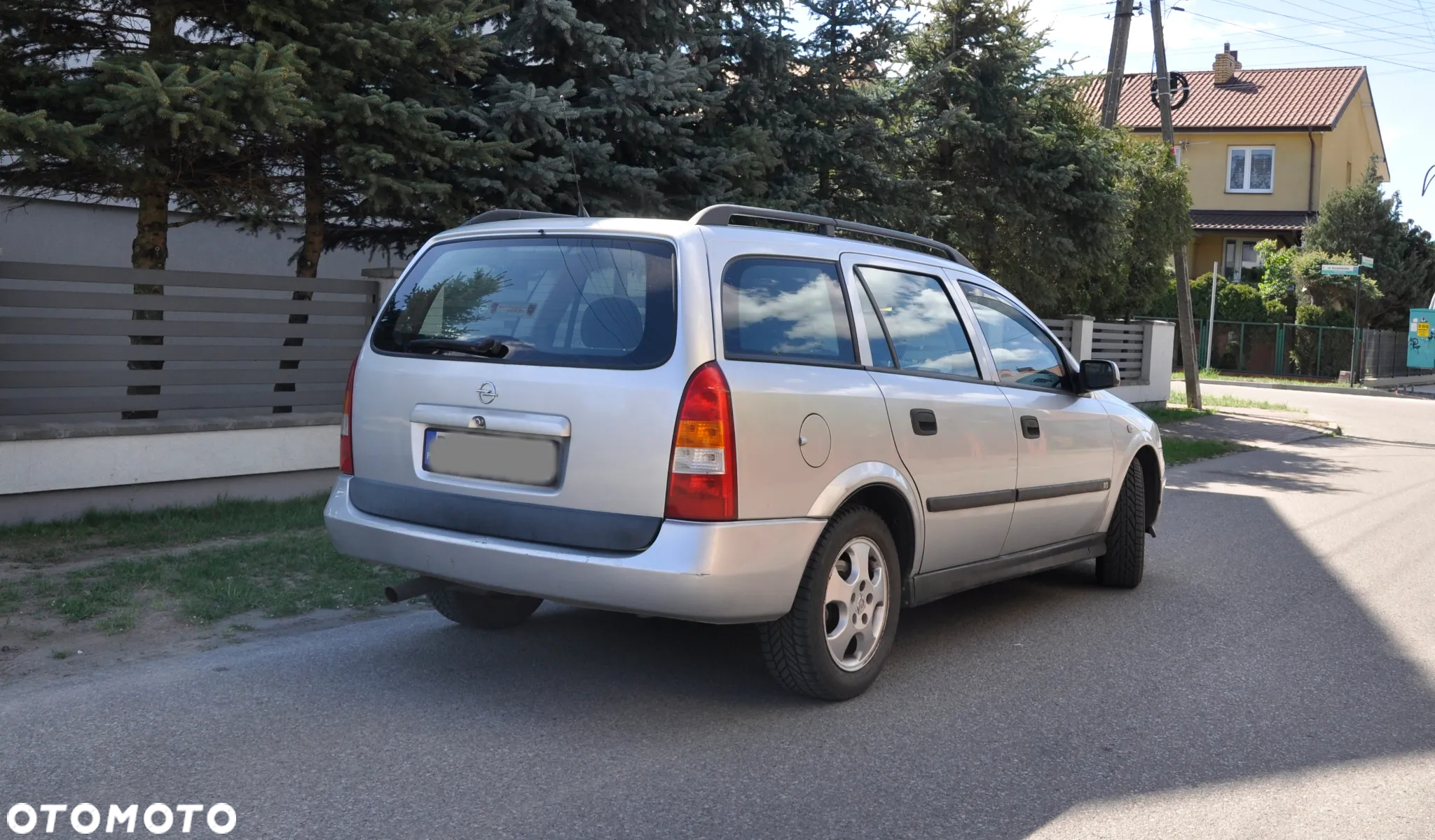 Opel Astra - 2
