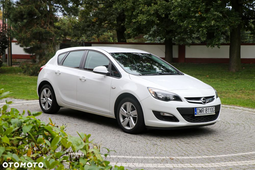 Opel Astra - 4