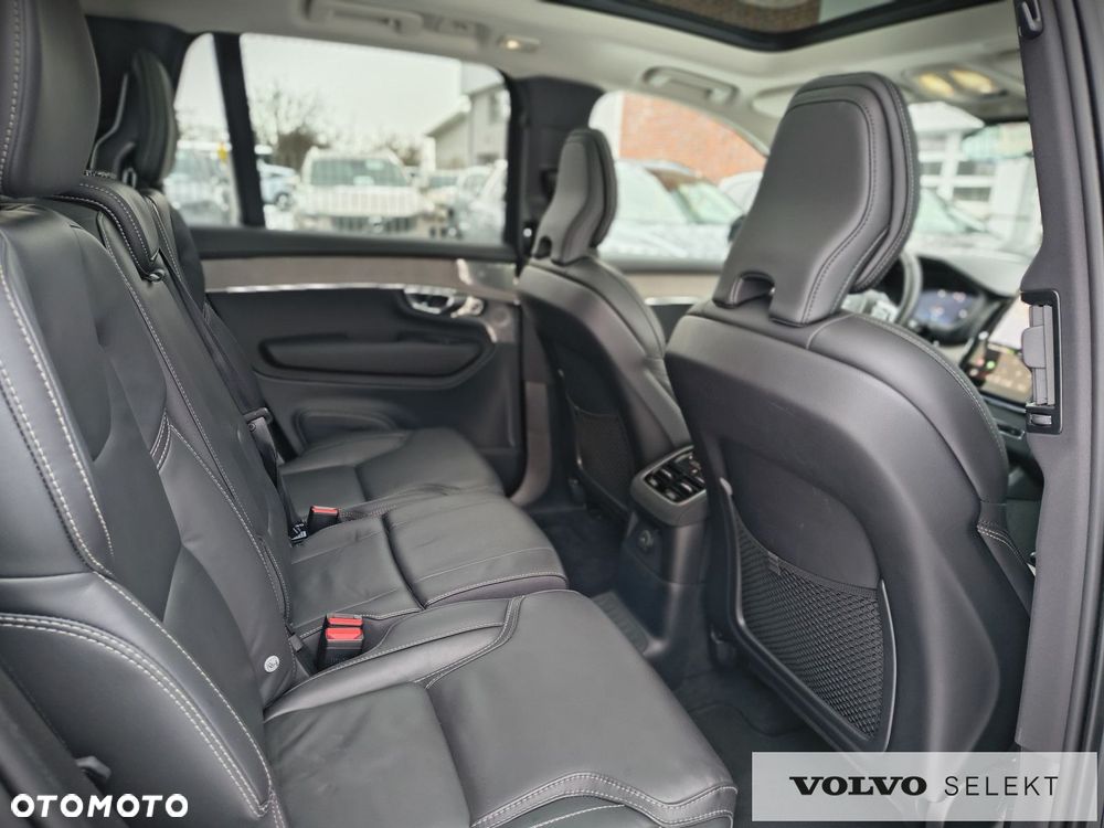 Volvo XC 90 - 25