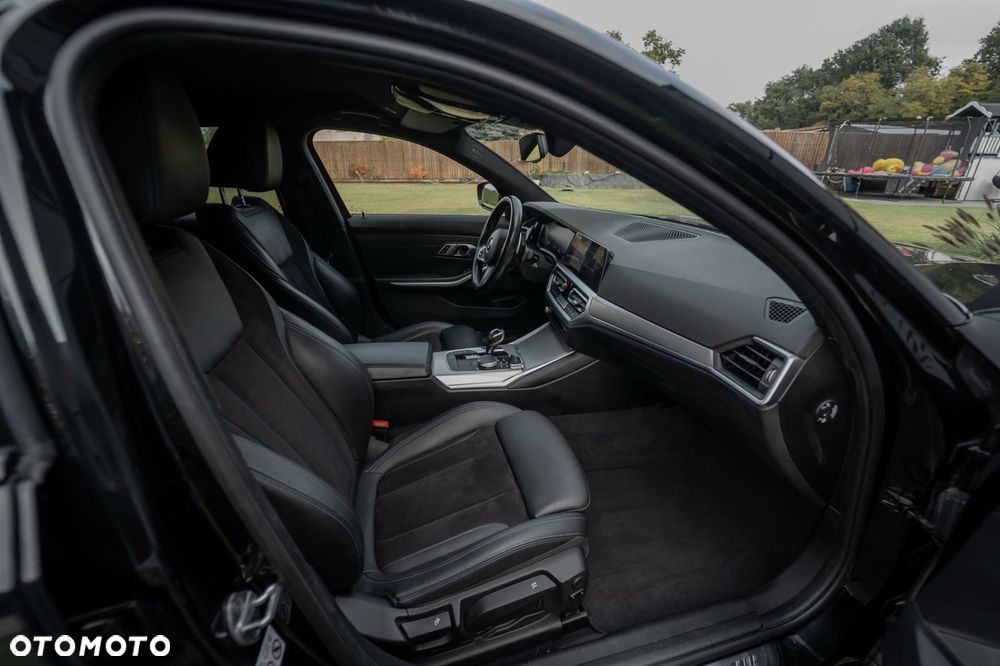 BMW Seria 3 - 35