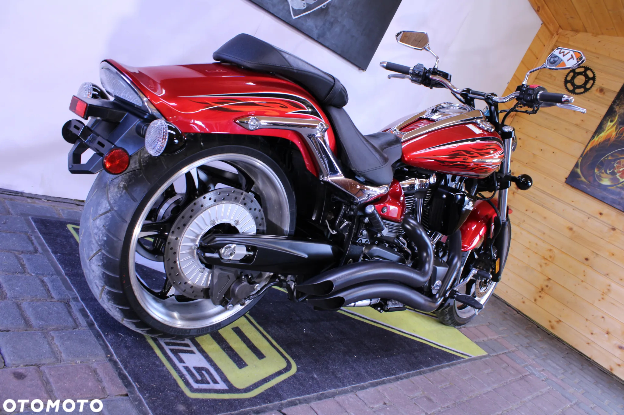 Yamaha XV - 25