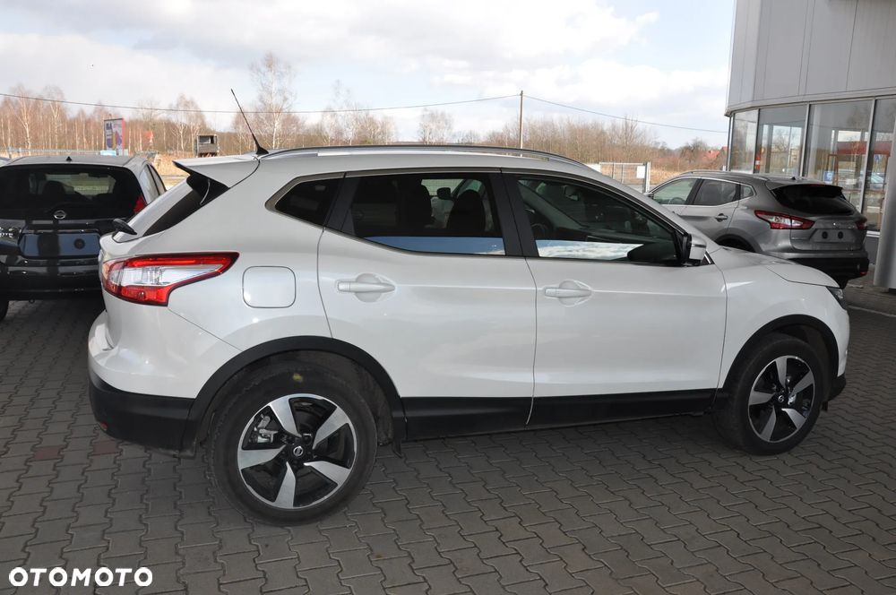Nissan Qashqai 1.6 DIG-T N-Tec - 2