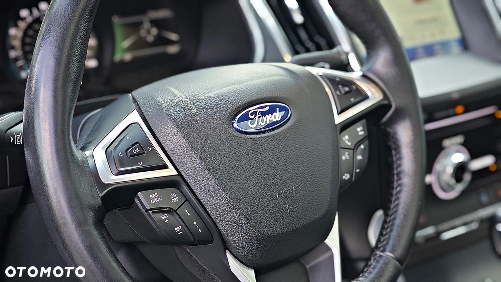 Ford Edge - 34