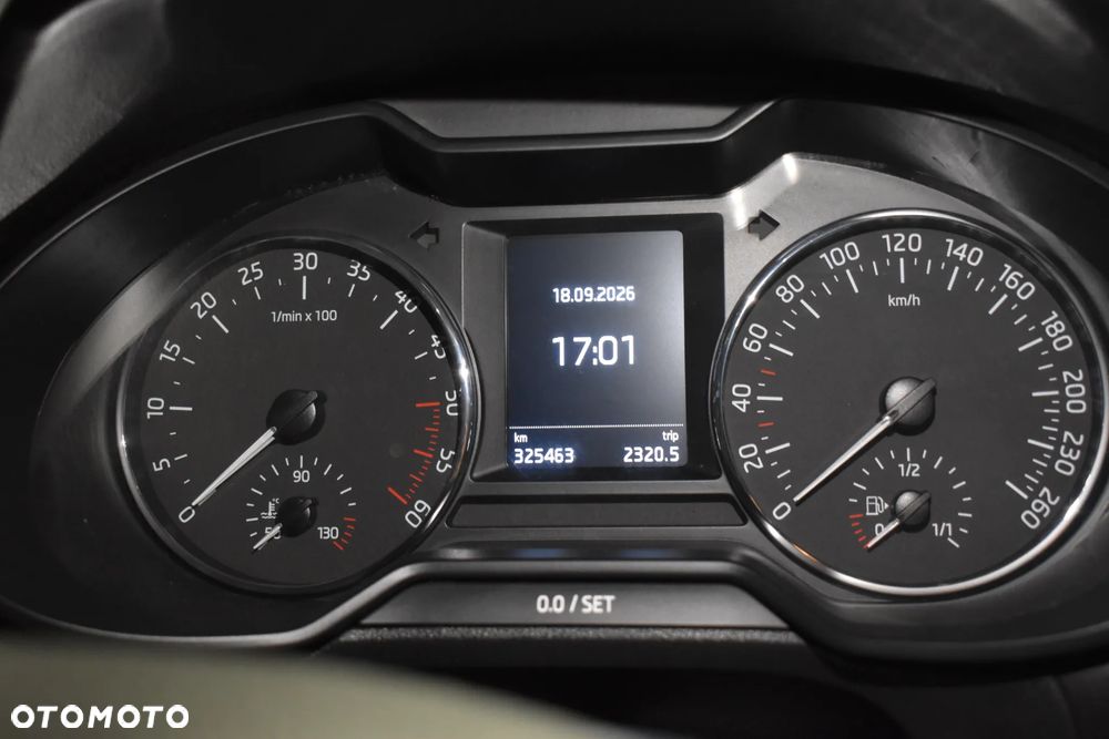 Skoda Octavia 2.0 TDI Ambition - 38