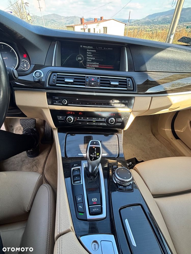 BMW Seria 5 530d xDrive Luxury Line - 20