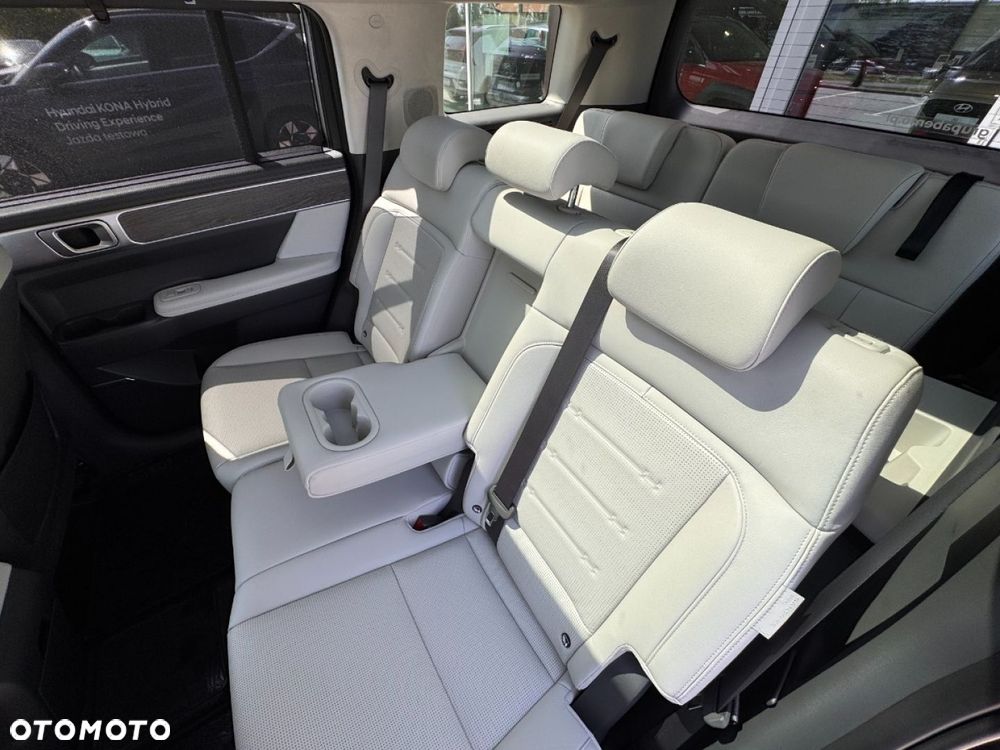 Hyundai Santa Fe - 16