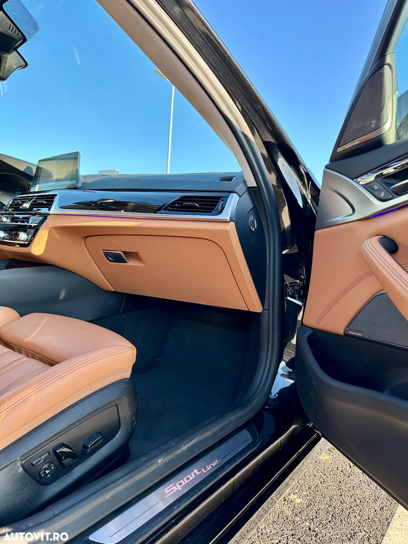 BMW Seria 5 520i Aut. Sport Line - 29