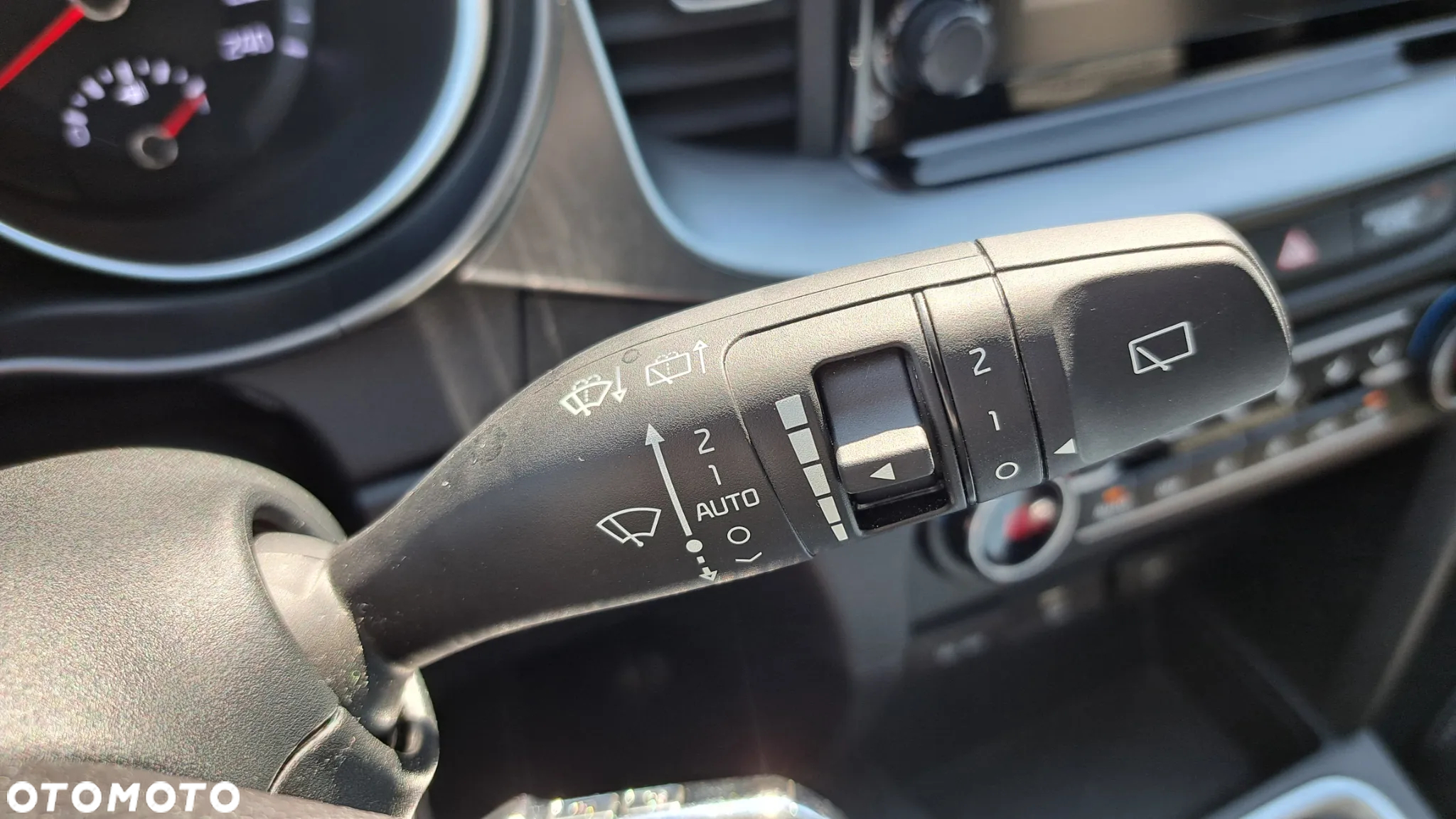 Kia XCeed 1.5 T-GDI M DCT - 21