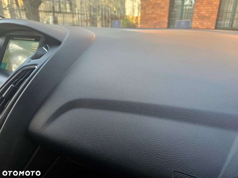 Ford Focus 1.5 TDCi DPF Start-Stopp-System Titanium - 24