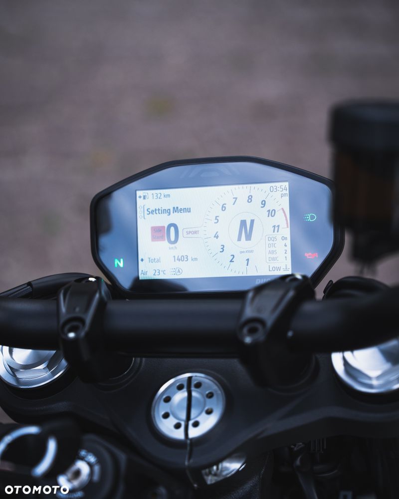 Ducati Monster - 4