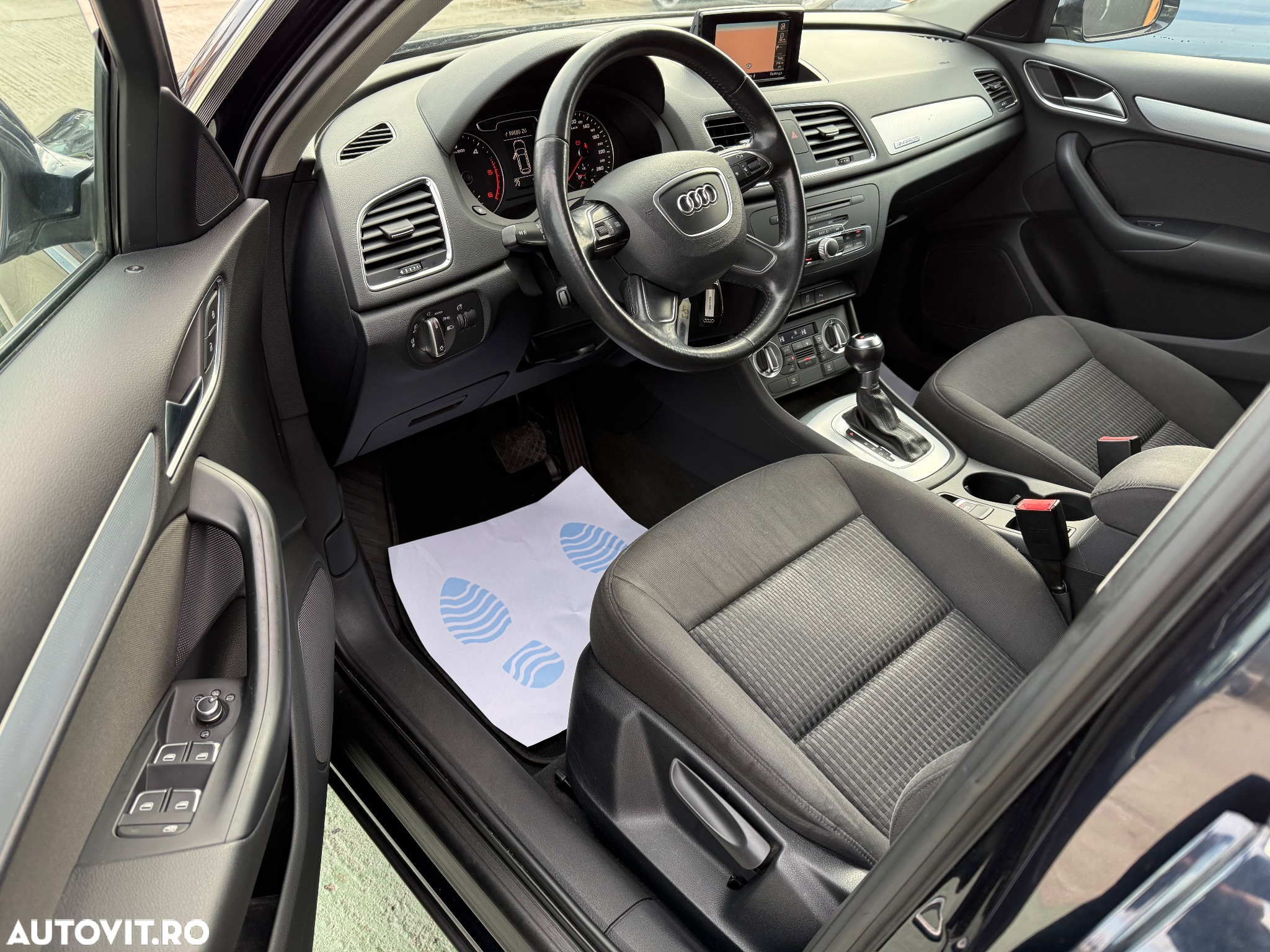 Audi Q3 2.0 TDI Quattro Stronic Design - 22