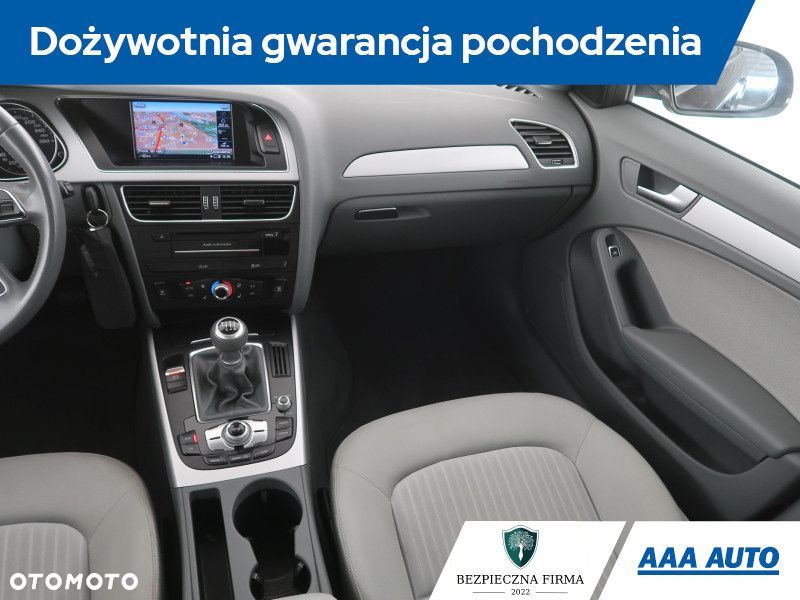 Audi A4 Avant - 10