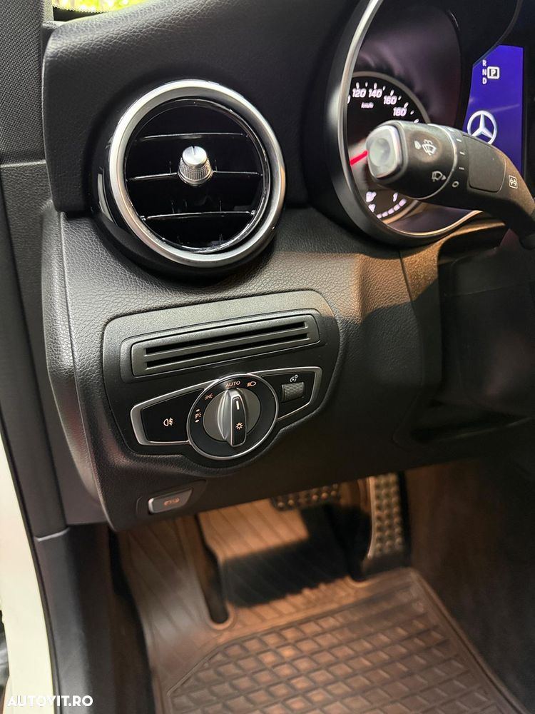 Mercedes-Benz GLC 200 4MATIC 9G-TRONIC AMG Line - 9