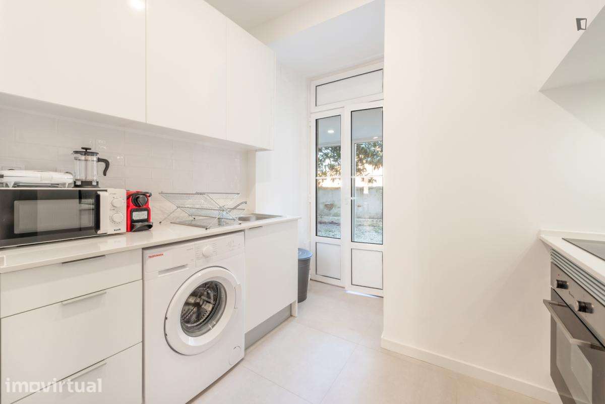 Quarto - localizado em Mouraria Lisbon - Grande imagem: 5/16