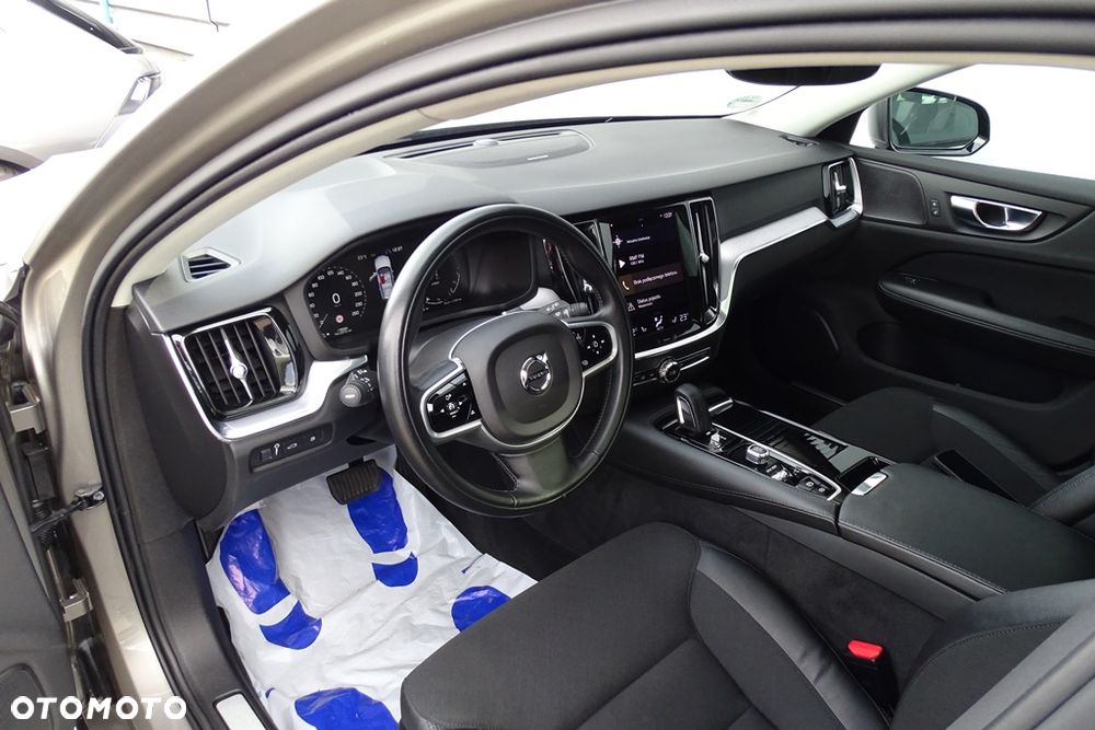 Volvo V60 T6 AWD Twin Engine Geartronic R-Design - 20