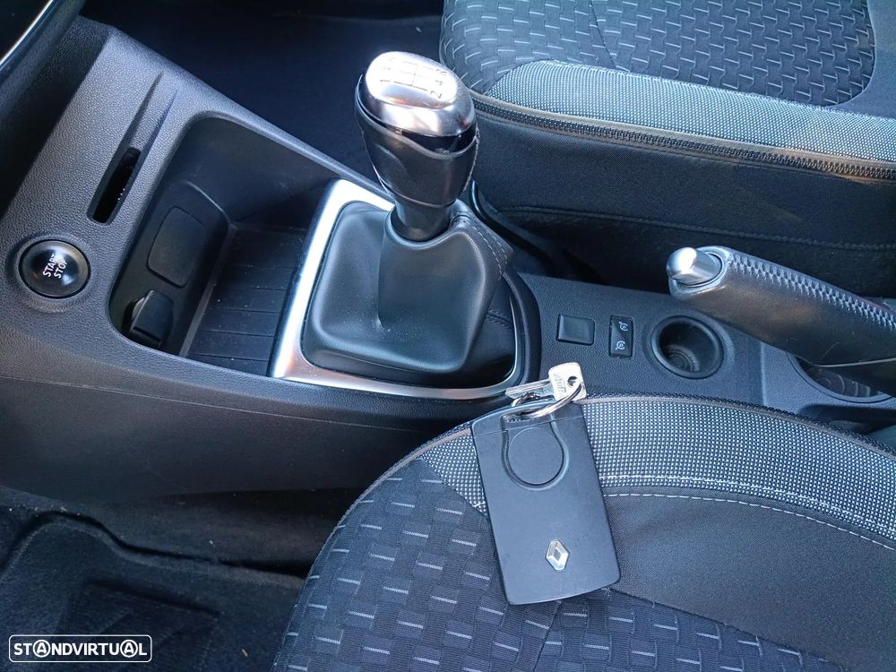 Renault Captur 1.5 dCi Zen - 25