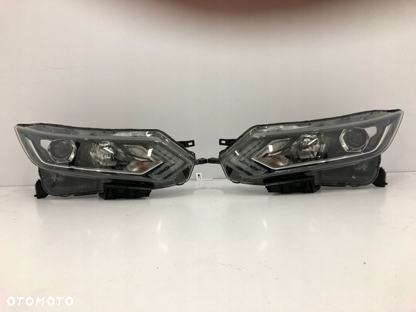 NISSAN QASHQAI II LIFT LAMPA PRAWA LEWA SOCZEWKA LED ORYGINAŁ 100-19009