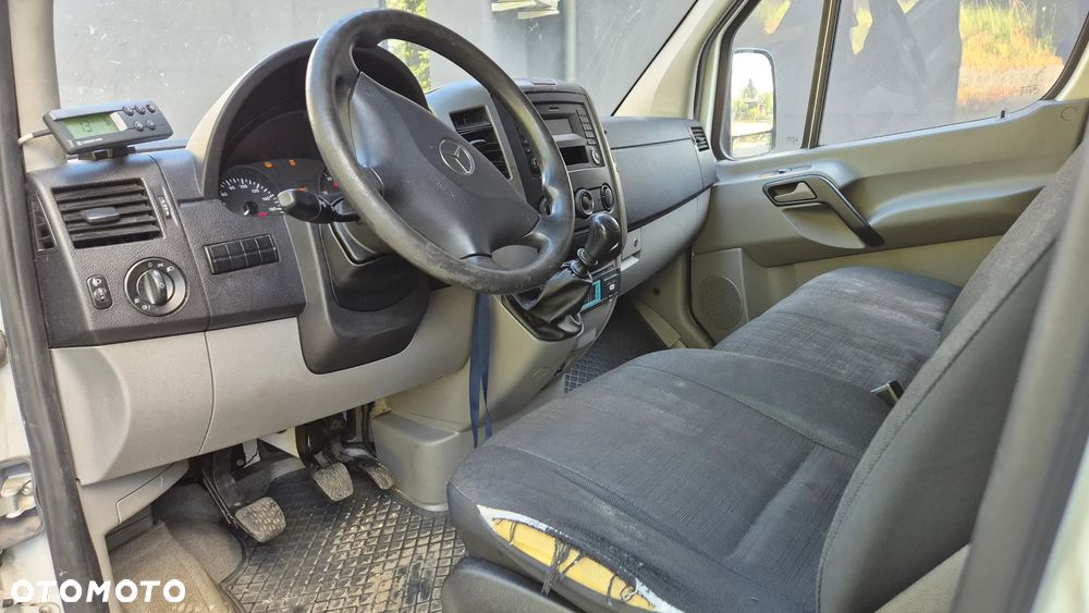 Mercedes-Benz SPRINTER - 8