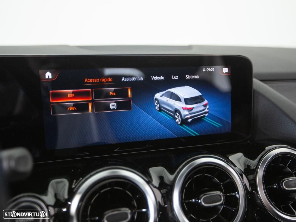 Mercedes-Benz GLA 250 e AMG Line - 26