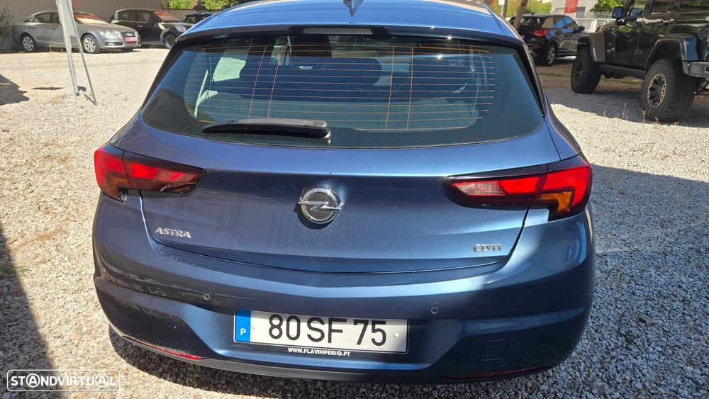 Opel Astra 1.6 CDTi Executive S/S J18 - 8