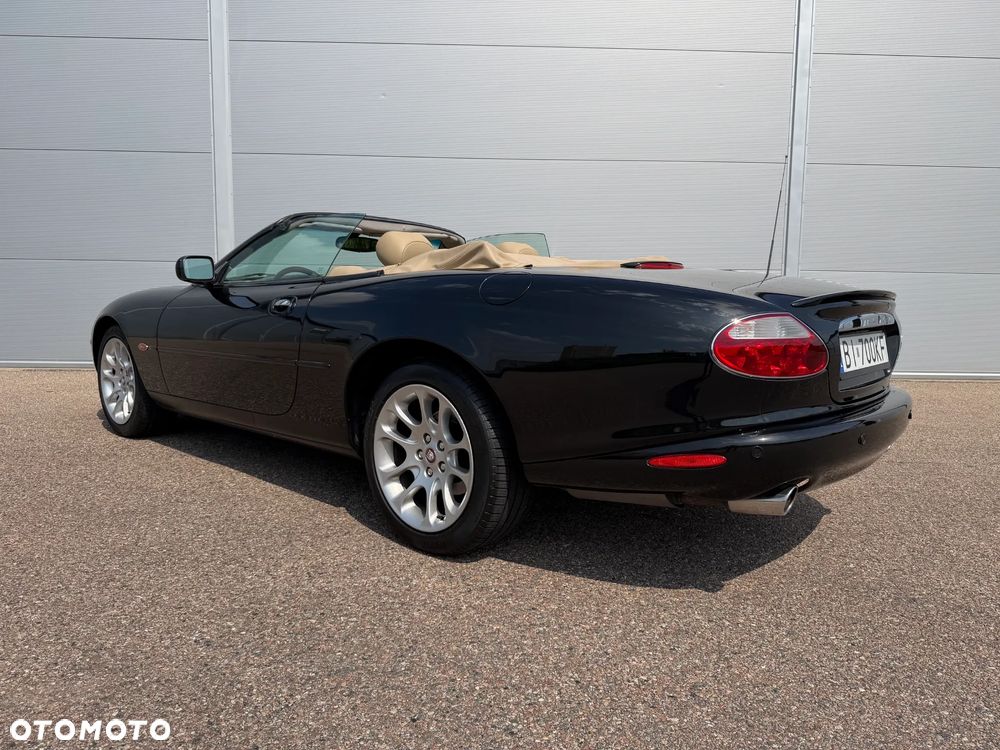 Jaguar XK8 4.0 - 19